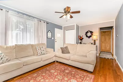 923 Plaza Drive, Joliet, IL 60435 - Photo 4