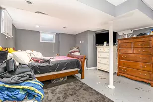 923 Plaza Dr, Joliet, IL 60435 - Photo 12