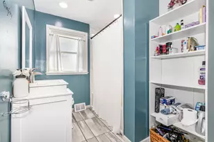 923 Plaza Dr, Joliet, IL 60435 - Photo 10