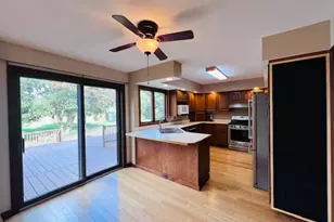 7705 Lakewood Rd, Wedron, IL 61882 - Photo 10