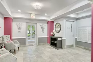 5100 W 96th St, Oak Lawn, IL 60453 - Photo 2