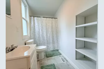 613 N Center Street, Clifton, IL 61727 - Photo 6