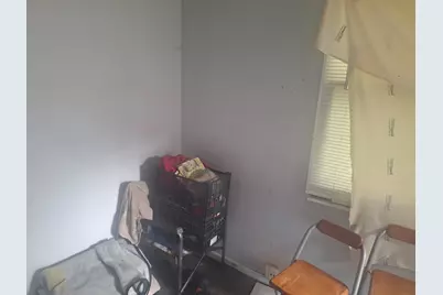 9351 S Manistee Avenue, Chicago, IL 60617 - Photo 6