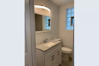 9351 S Manistee Avenue, Chicago, IL 60617 - Photo 16