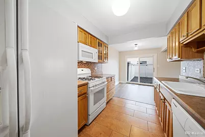 19423 Hickory Place, Country Club Hills, IL 60478 - Photo 12