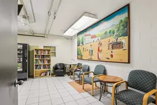 655 W Irving Park Rd, Chicago, IL 60613 - Photo 16