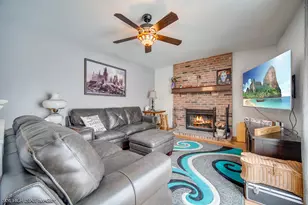 1465 Bridgeport Ln, Aurora, IL 60504 - Photo 8