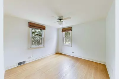 215 S Hi Lusi Avenue, Mount Prospect, IL 60056 - Photo 26
