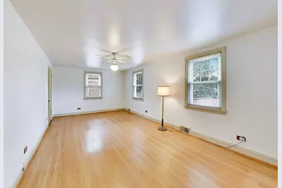 215 S Hi Lusi Avenue, Mount Prospect, IL 60056 - Photo 20