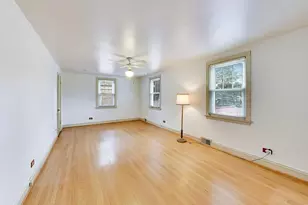 215 S Hi Lusi Ave, Mount Prospect, IL 60056 - Photo 20