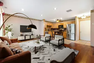 1911 Mayan Ct, Joliet, IL 60435 - Photo 4