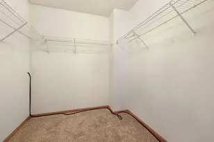 1911 Mayan Ct, Joliet, IL 60435 - Photo 12