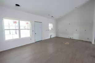 1913 S Stone Creek Blvd, Urbana, IL 61802 - Photo 8