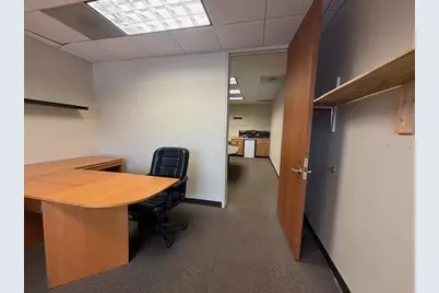 2385 Hammond Drive #3, Schaumburg, IL 60173 - Photo 4