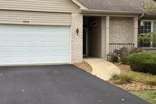 17213 Mendota Dr, Lockport, IL 60441 - Photo 2
