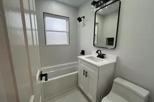 403 Burlington Ave, Clarendon Hills, IL 60514 - Photo 16