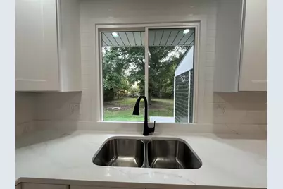 403 Burlington Avenue, Clarendon Hills, IL 60514 - Photo 10