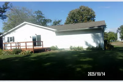 707 E Ash Street, Watseka, IL 60970 - Photo 6