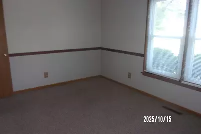 707 E Ash Street, Watseka, IL 60970 - Photo 18