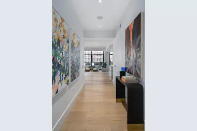 351 W Huron Street #4, Chicago, IL 60654 - Photo 4