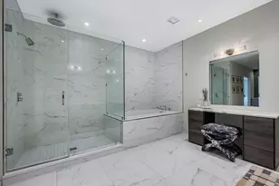 351 W Huron St, Chicago, IL 60654 - Photo 24