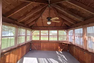 7544 La Maine Dr, Rockford, IL 61103 - Photo 8