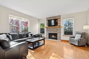 1155 McDole Dr, Sugar Grove, IL 60554 - Photo 8