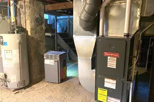 509 Ave I, Sterling, IL 61081 - Photo 8