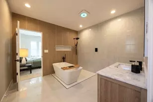 7733 S Luella Ave, Chicago, IL 60649 - Photo 10