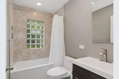 505 Lange Court, Libertyville, IL 60048 - Photo 8