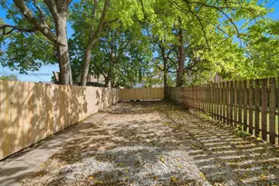 8919 S Exchange Ave, Chicago, IL 60617 - Photo 40