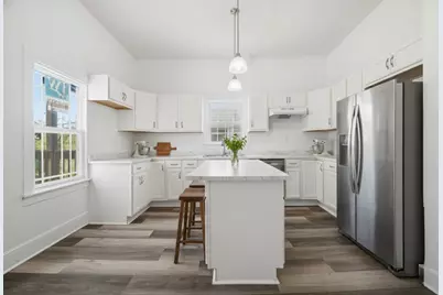 8919 S Exchange Avenue, Chicago, IL 60617 - Photo 14