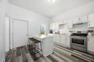 8919 S Exchange Ave, Chicago, IL 60617 - Photo 10