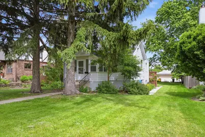 127 S Lincoln Street, Westmont, IL 60559 - Photo 2