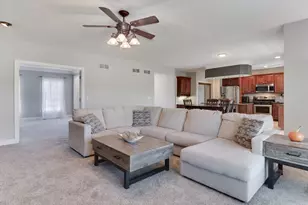 3 Pebblebrook Ct, Bloomington, IL 61705 - Photo 10