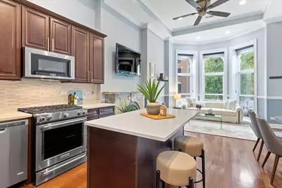 1528 W Monroe Street #200, Chicago, IL 60607 - Photo 12