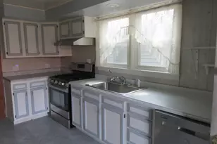 500 N Main Ave, Milledgeville, IL 61051 - Photo 6