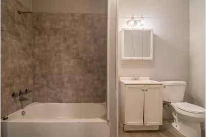 7839 S Kingston Avenue #1, Chicago, IL 60649 - Photo 2