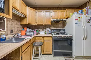 7045 S Wabash Ave, Chicago, IL 60637 - Photo 2