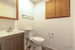 [Address not provided], Algonquin, IL 60102 - Photo 16