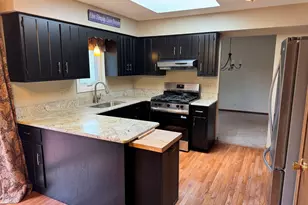 11S067 West St, Naperville, IL 60565 - Photo 4