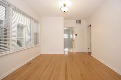 3834 N Hermitage Avenue #1, Chicago, IL 60613 - Photo 6