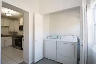 3834 N Hermitage Ave, Chicago, IL 60613 - Photo 16