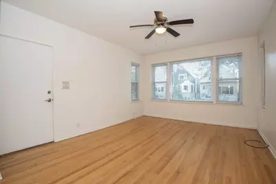 3834 N Hermitage Avenue #1, Chicago, IL 60613 - Photo 10