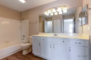 127 Glengarry Dr, Bloomingdale, IL 60108 - Photo 18