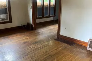 945 E Hickory St, Kankakee, IL 60901 - Photo 4