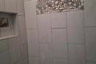 8716 S Marquette Ave, Chicago, IL 60617 - Photo 6