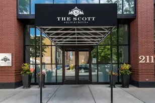 211 W Scott St, Chicago, IL 60610 - Photo 2