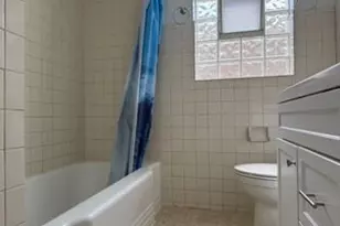 5534 N Campbell Ave, Chicago, IL 60625 - Photo 12