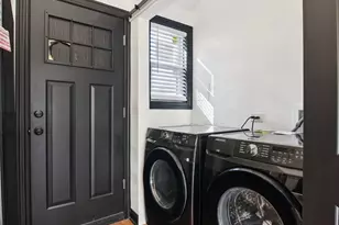 404 Frederick Ave, Bellwood, IL 60104 - Photo 12